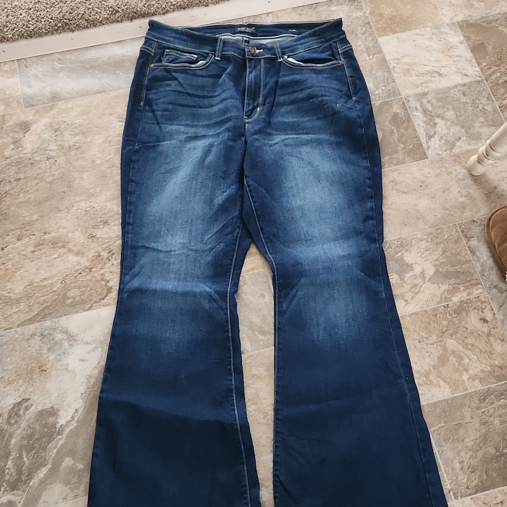 Judy Blue flare
